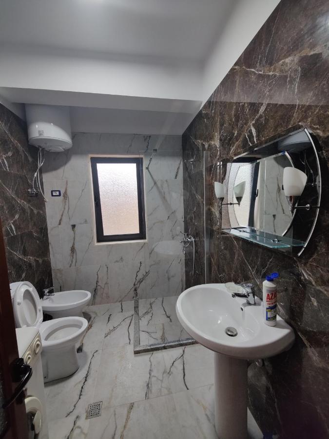 City Center Apartment เบราท ภายนอก รูปภาพ