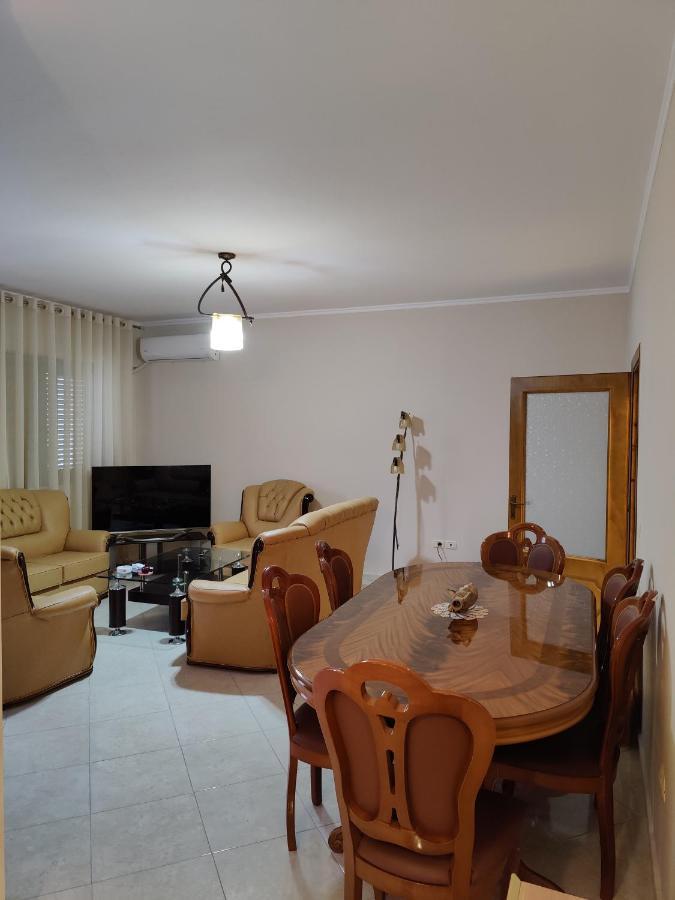 City Center Apartment เบราท ภายนอก รูปภาพ